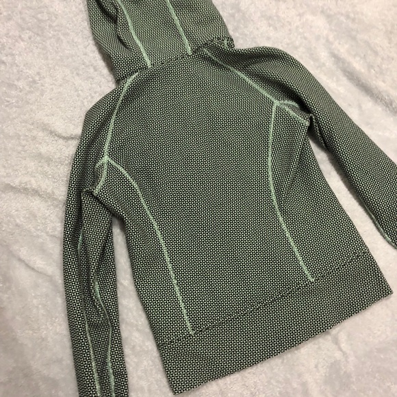 Lululemon Scuba Hoddie - Picture 6 of 6